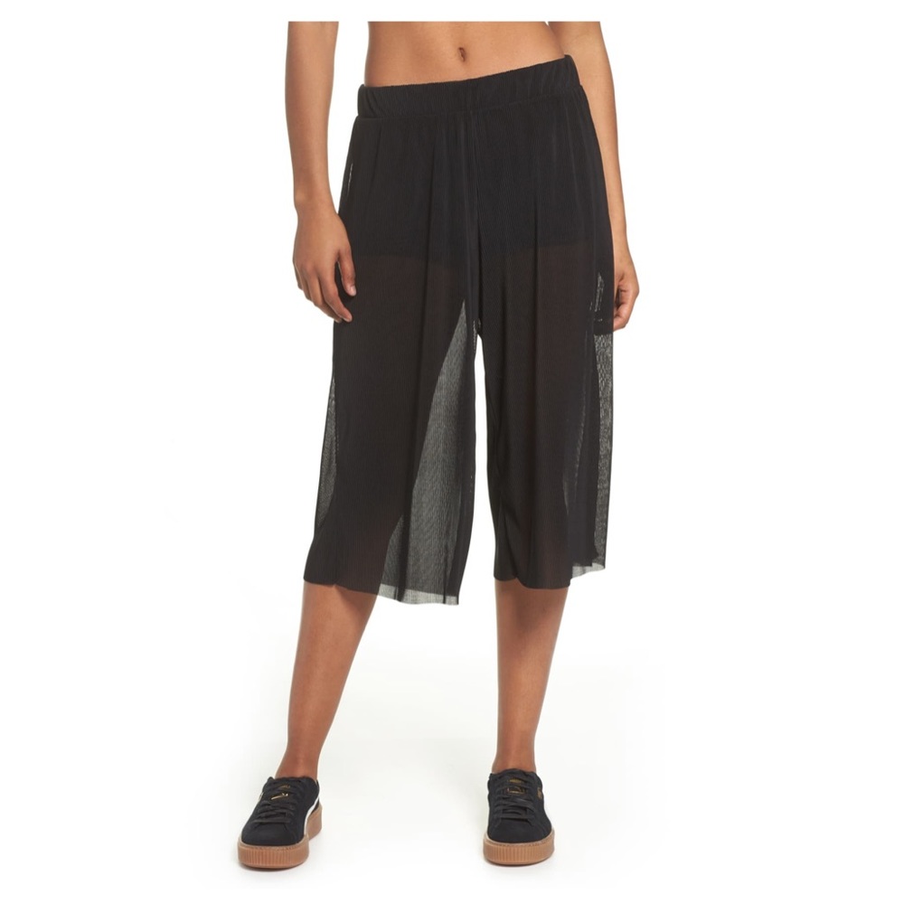 NWOT Zella Pleated Culottes M